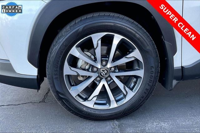 2023 Toyota Corolla Cross XLE