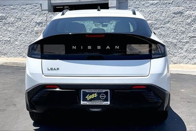 2026 Nissan Leaf PLATINUM+