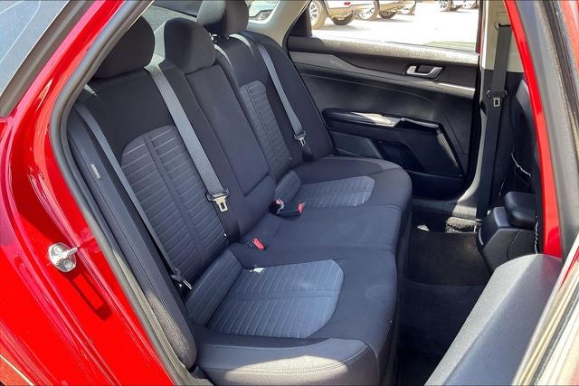 2025 Kia K5 LXS