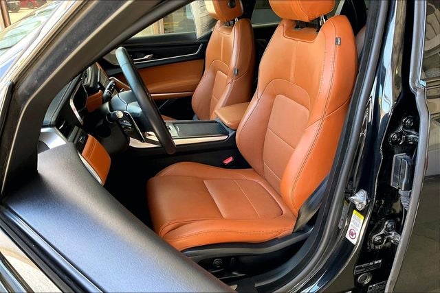 2024 Jaguar XF R-Dynamic SE
