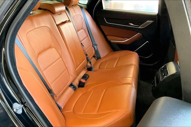 2024 Jaguar XF R-Dynamic SE