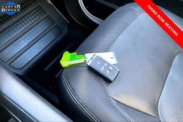 2024 Land Rover Defender 130 X-Dynamic SE