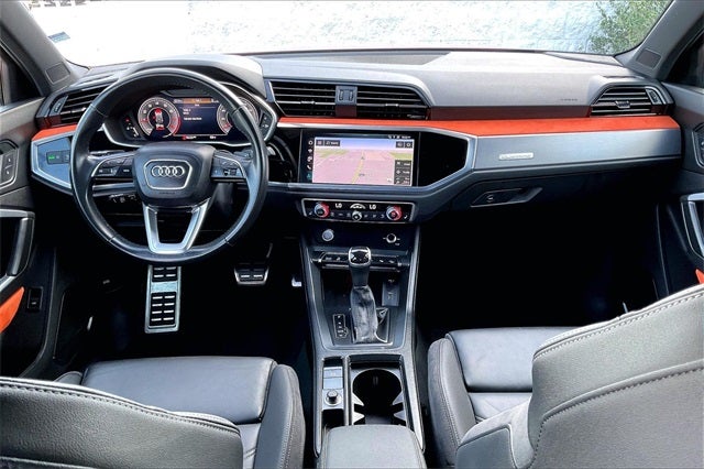 2019 Audi Q3 2.0T Prestige S line quattro