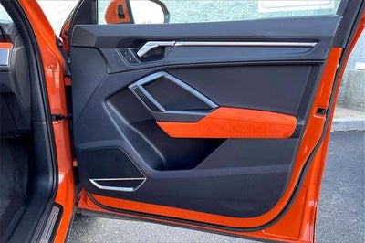 2019 Audi Q3 2.0T Prestige S line quattro