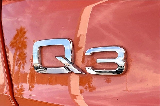 2019 Audi Q3 2.0T Prestige S line quattro