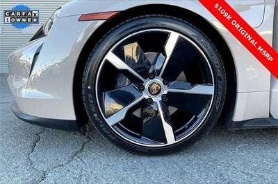 2022 Porsche Taycan Base