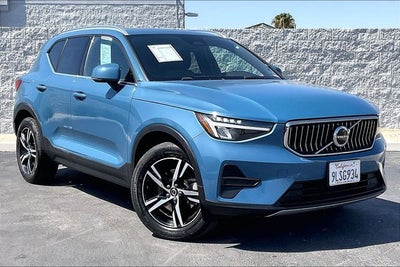 2024 Volvo XC40 B5 Core