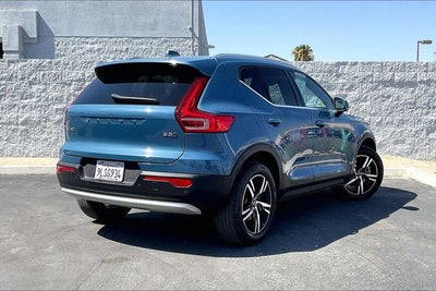 2024 Volvo XC40 B5 Core