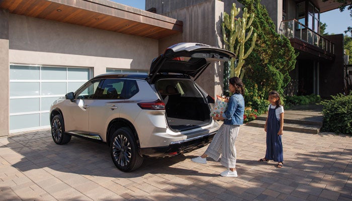 Torre Nissan in La Quinta CA